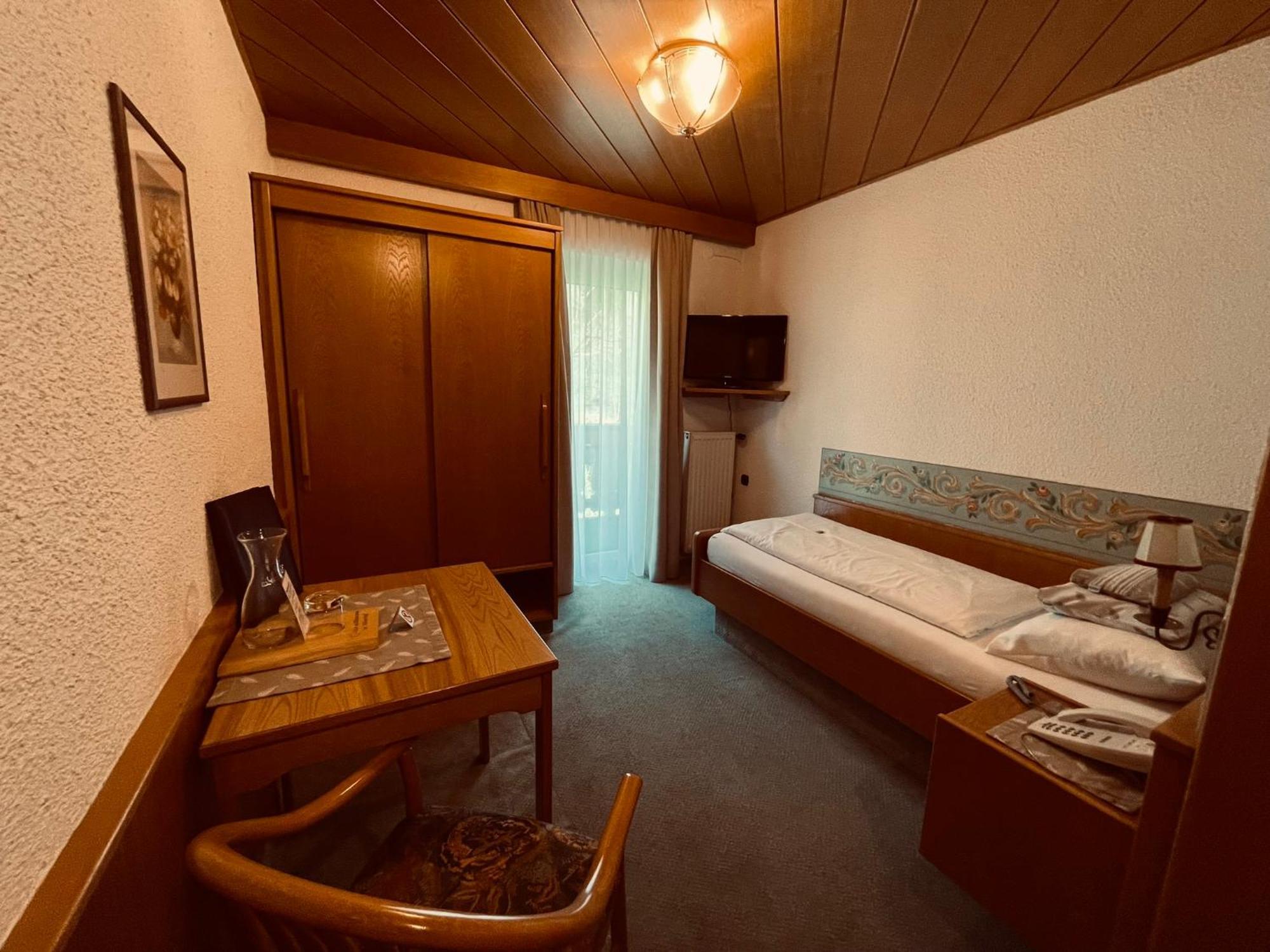 Hotel Voelserhof - Bergbahn Im Sommer 2025 Inklusive Бад Хофгаштайн Экстерьер фото